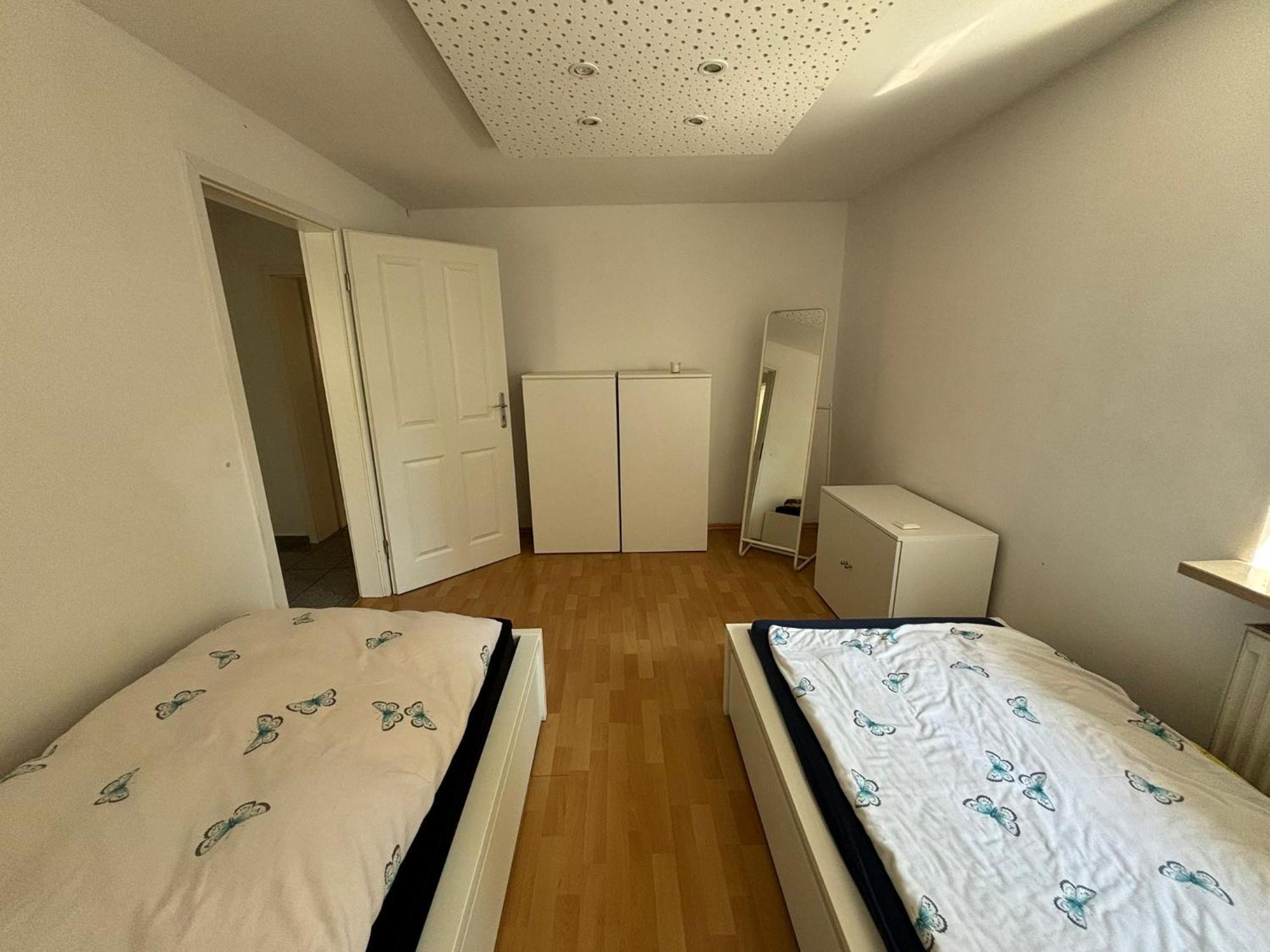 Erdgeschosswohnung Neben Schloss Blutenburg Mit Privatem Garten München Eksteriør billede